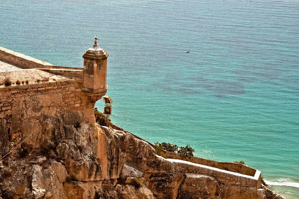 Precioso Piso Frente Al Mar Con Enorme Terraza Lägenhet El Campello Exteriör bild