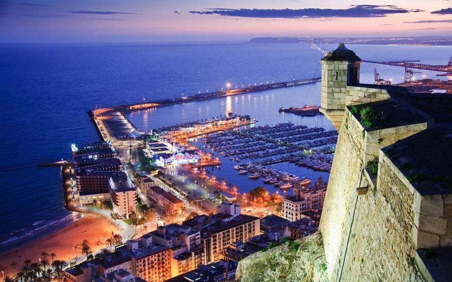 Precioso Piso Frente Al Mar Con Enorme Terraza Lägenhet El Campello Exteriör bild